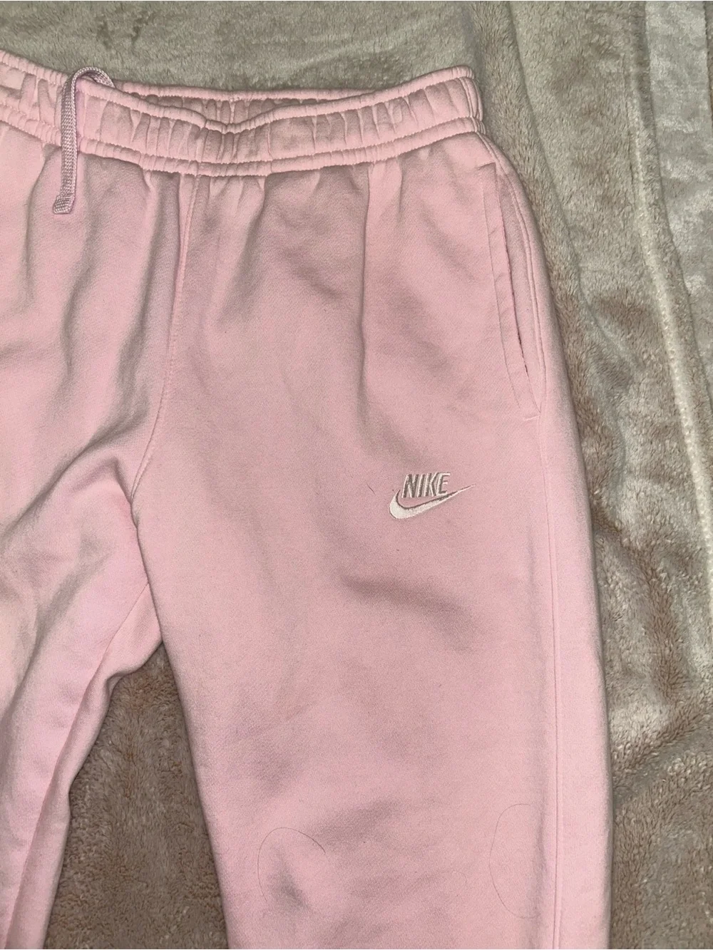 Nike men’s Light Pink Joggers. XS. Never worn.